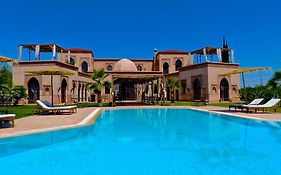 Maison D'hôtes Le Cazar À